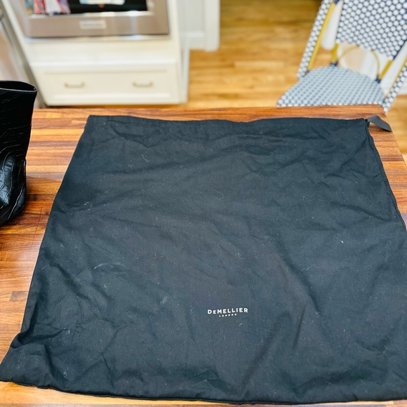 NWOT - Demellier London New York Tote in Black Crocodile-Embossed Leather - Picture 8 of 16